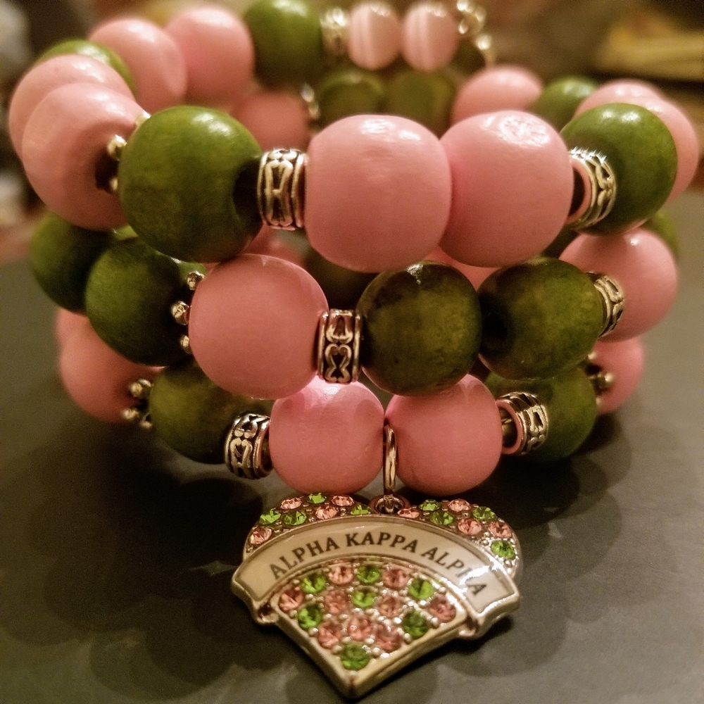 Aka, alpha Kappa alpha, pink and green bracelet